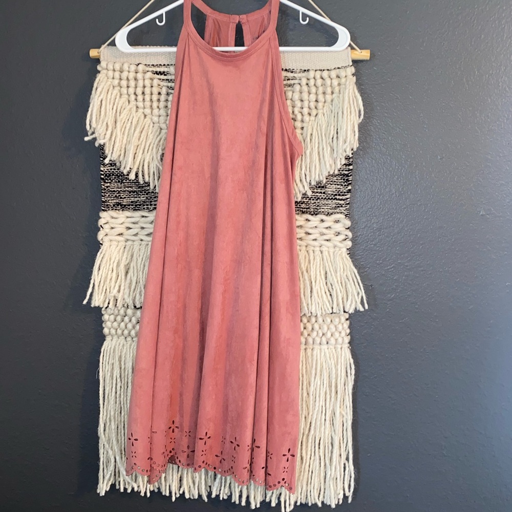 pink velvet dress